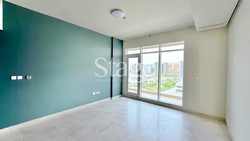 Spacious 2 BR with Balcony & Store Room