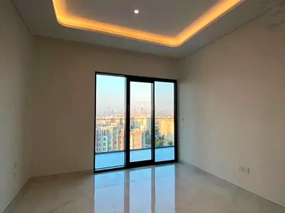 UNFURNISHED | CLOSE TO METRO | PRIME LOCATION