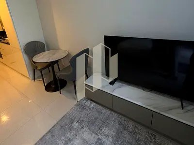 Fully Furnished | Prime Location | High Floor
