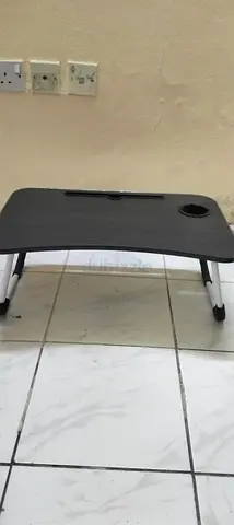 Portable foldable laptop table with cup holder