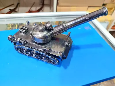 Metal tank model 20cm length