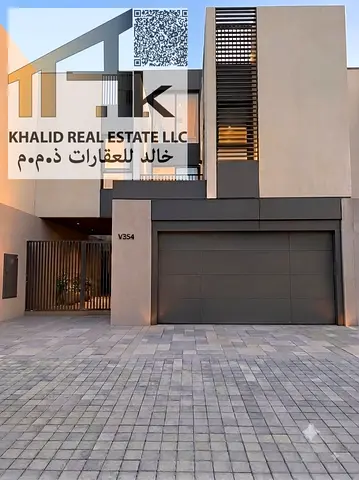 Luxury Ready-to-Move Villa | Prime Open View | Al Zorah, Sector 9