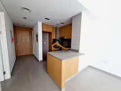 BARAND NEW FAMILY BUILDING 1BHK 2 WASHROOM RANT 46K WITH BULCONEY WITH WARDROBE GYM POOL AND PARKING
