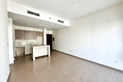 Vacant Now | Multiple Cheques | Low floor