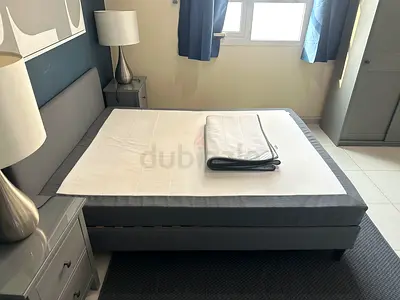 IKEA Queen Bed with Matching Mattress – 160 × 200 cm

Gray, in good condition. Includes SABOVIK matt