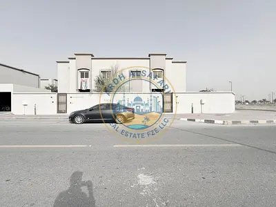 Ready To Move 4bhk Just 115k At Prime Location IN Brashi Sharjah Close To Sharjah Coop Near By Sharjah Airport Easy Access To Dubai Just For Family
