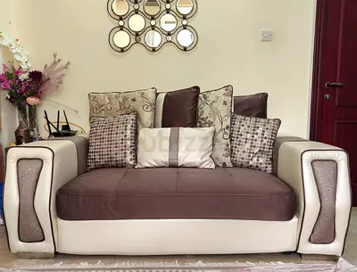 3-piece leatherette sofa set with cushions