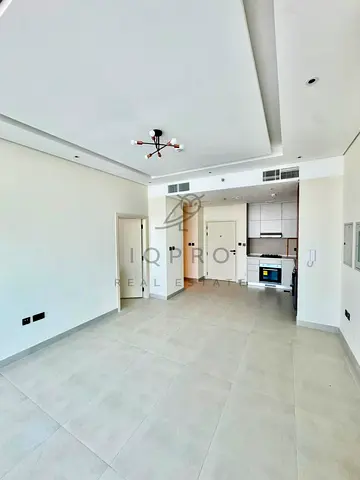 Brand New | High Floor | Near Metro