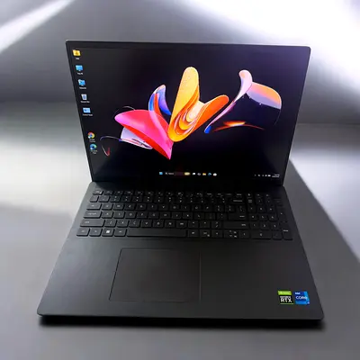 Dell Vostro P117F | Intel Core i7 | 12th Gen | RAM 16 | SSD 512 | Nvidia RTX 3050 GPU | 16" Display.