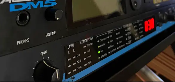 Lexicon MPx 200 effect processor