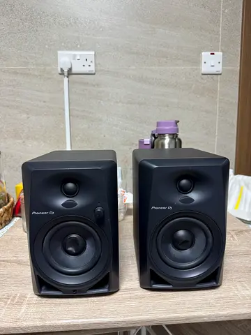 Pioneer Studio Monitor DM40