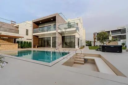 Large Corner Plot | Private Pool | Golf Course View