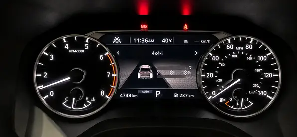 2025 Nissan ROGUE photo 14