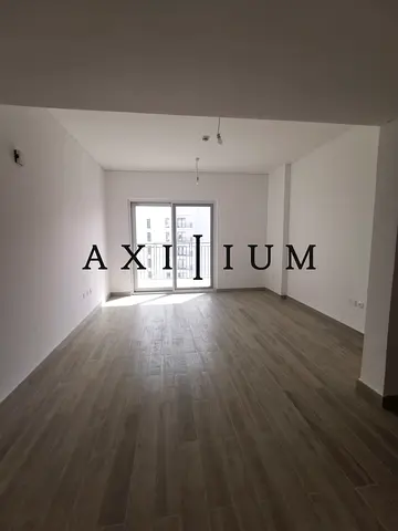 Hot Deal l Ready to move apartment