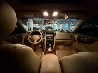 صورة 6 لـ 2016 Infiniti QX70