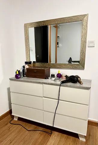 Dressing Table with Mirror