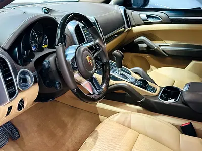 2016 Porsche CAYENNE 缩略图 8