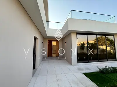 Sophisticated Style | Brand New | Premium Finish