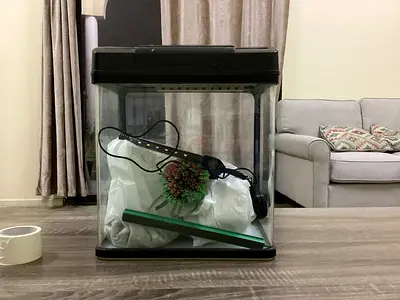 Medium aquarium full accessories set for sale -read description