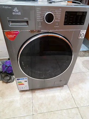 Used front-load washing machine - works well, some cosmetic wear