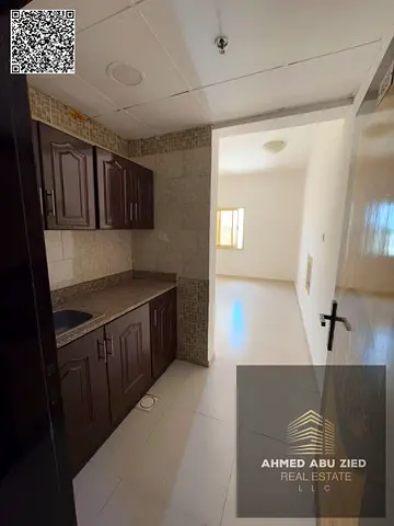 Spacious studio in Al Nuaimiya 2 next to Safeer Mall, prime location near all services, yearly rent