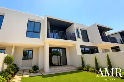 Close to Clubhouse | Hillside | Internal Location