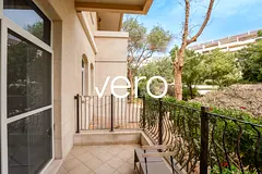 Converted One Bed | Upgraded | Park View