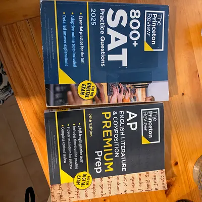 The Princeton Review SAT 800+ Practice Questions 2025 & AP English Literature Premium Prep (set)