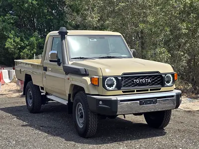 Brand New 2026 Toyota Land Cruiser 70 Series LC 79 LX - GCC Specs