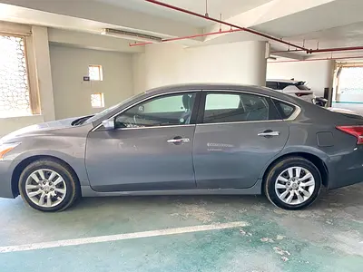 2015 Nissan ALTIMA 照片 9