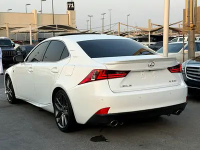 2016 Lexus IS-SERIES 缩略图 3