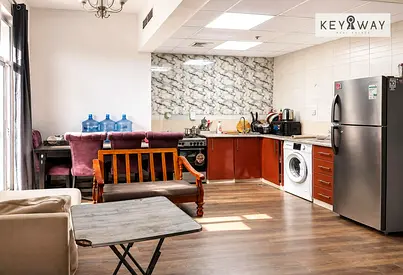 Spacious layout | Vacant | Prime Location