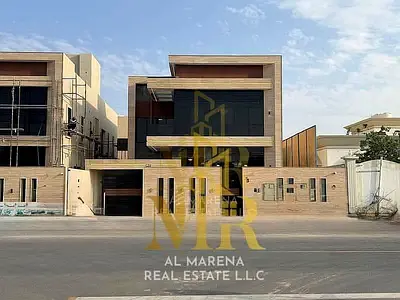 🏡 فرصة مميزة في الروضة 3 – عجمان | 5 غرف ماستر | 5,000 قدم² | طابقين + سطح