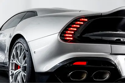 2025 Aston Martin VANQUISH — миниатюра 19