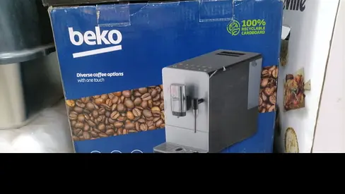 Brand New Beko Coffee Machine | One Touch | Grinder + Self Cleaning