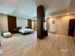 3 BD Penthouse | Vacant | Best Price