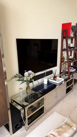 Marina Home TV chrome Von console in excellent condition
