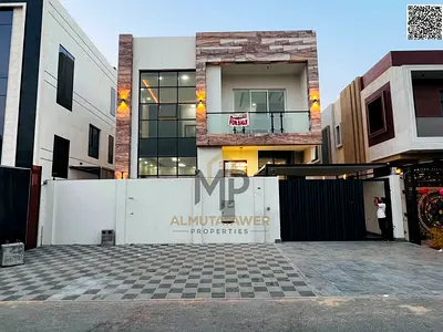 للبيع فيلا تتميز بموقع استراتيجي قريب من جميع الخدمات والمدارس والمراكز التجارية.