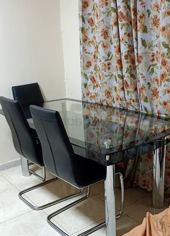 Glass dinning Table