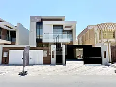 Ready to move in, modern 5-bedroom villa with no annual fees