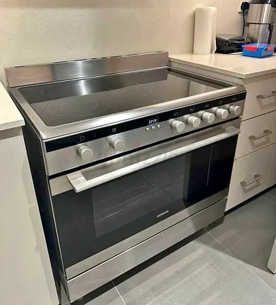 Siemens Electric cooker 5 burner 90 cm