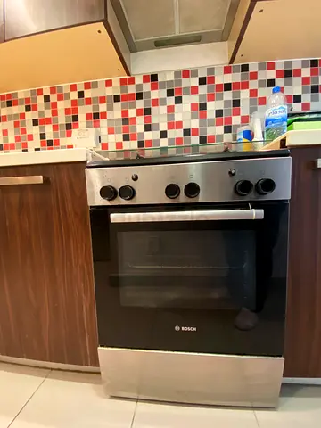 Bosch freestanding gas cooker with oven - good working condition