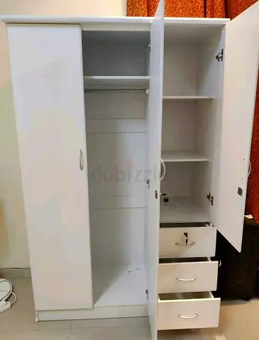 New cabinet 3door