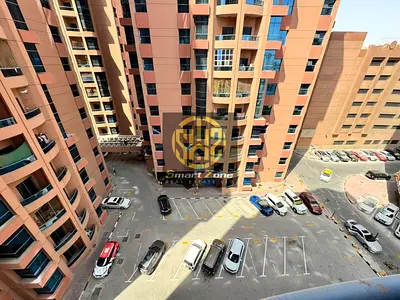 Spacious & Renovated 3 BHK with Maid Room