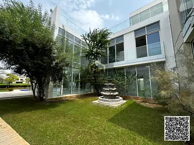 A luxury villa with a direct view of the golf course, a once-in-a-lifetime opportunity