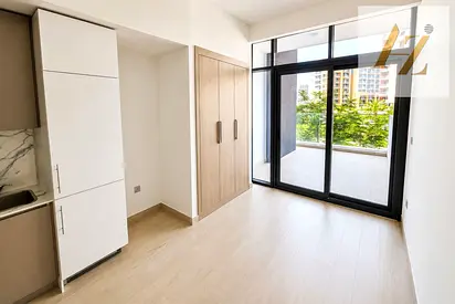 Stylish Furnished Studio | Prime Marina Location | Vacant