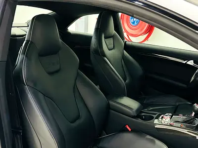 صورة 12 لـ 2014 AUDI RS5