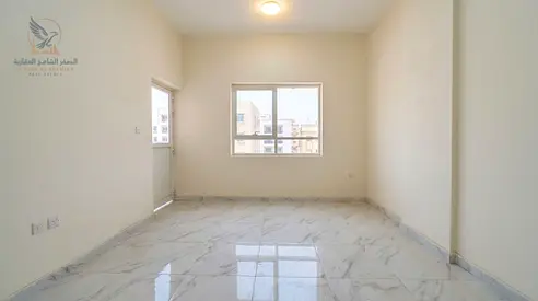 شقه لقطه غرفتين وصاله مع بلكونه اول ساكن علي مخرج دبي بتكييف مركزي وتشطيبات حديثه موقع مثالي قريب لنستو وكل الخدمات