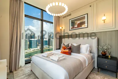 Avail of our Midterm (multi-month) rental |Stylish 1-Bedroom Apartment in Peninsula One | Business Bay