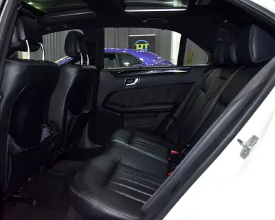 2014 Mercedes-BENZ E-CLASS photo 16